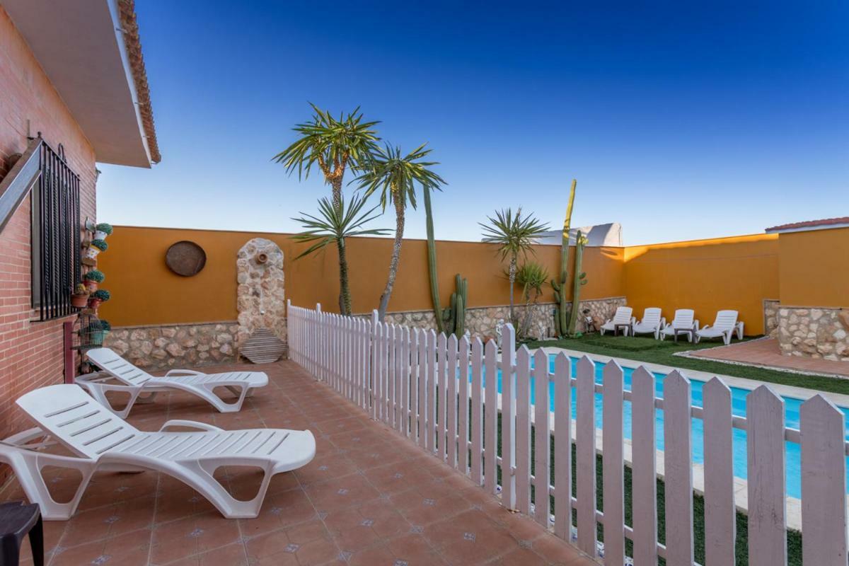Casa Ludima Villa Fuentes de Andalucía Exterior photo